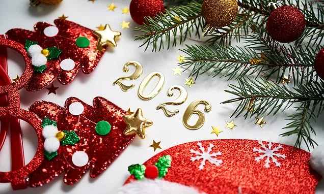 Lloyds offers fixed savings account with upfront Christmas interest